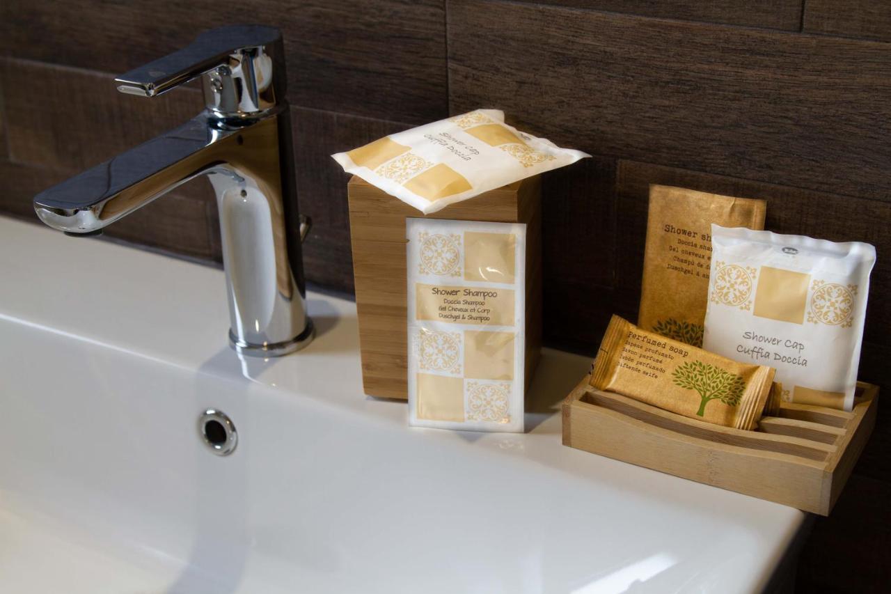 B&B & Spa Novantadieci Club (Adults Only) Atri Bagian luar foto